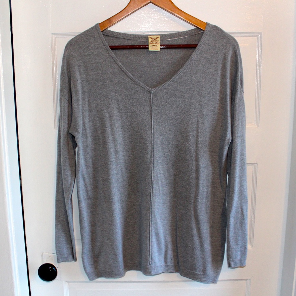 Long grey Women’s sweater